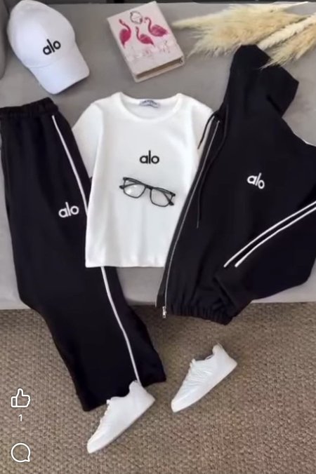 سوت 3 قطع <br> <span class='text-color-warm'>سيتوفر قريباً</span>